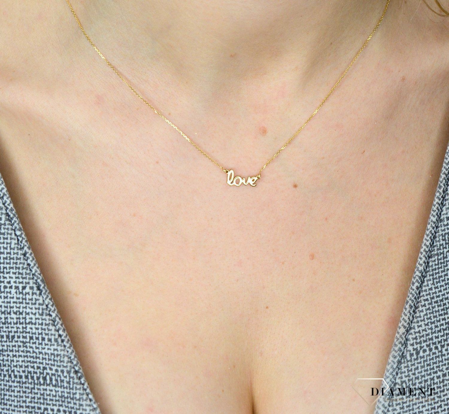 Złoty naszyjnik damski 'Napis love' celebrytka złoto 585 Au.jpg